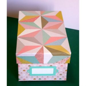 Boîte GM en carton décor origami